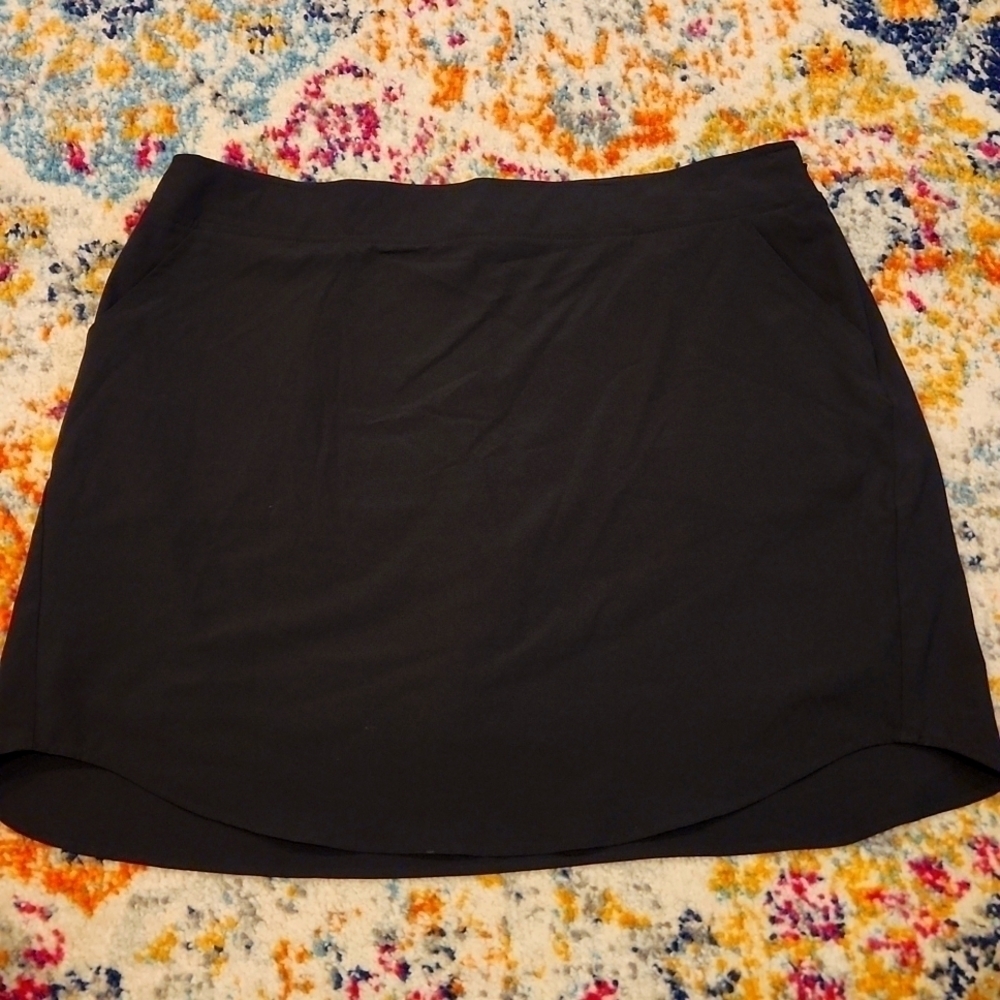 Christopher Banks SZ L Black Skort